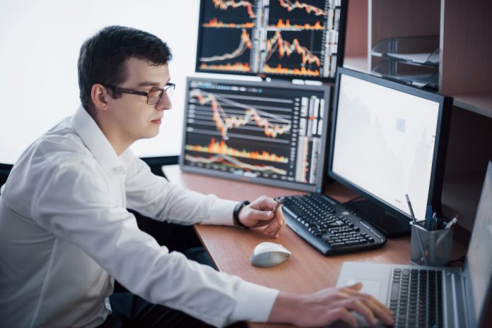 6 Benefits of Online Trading Platforms