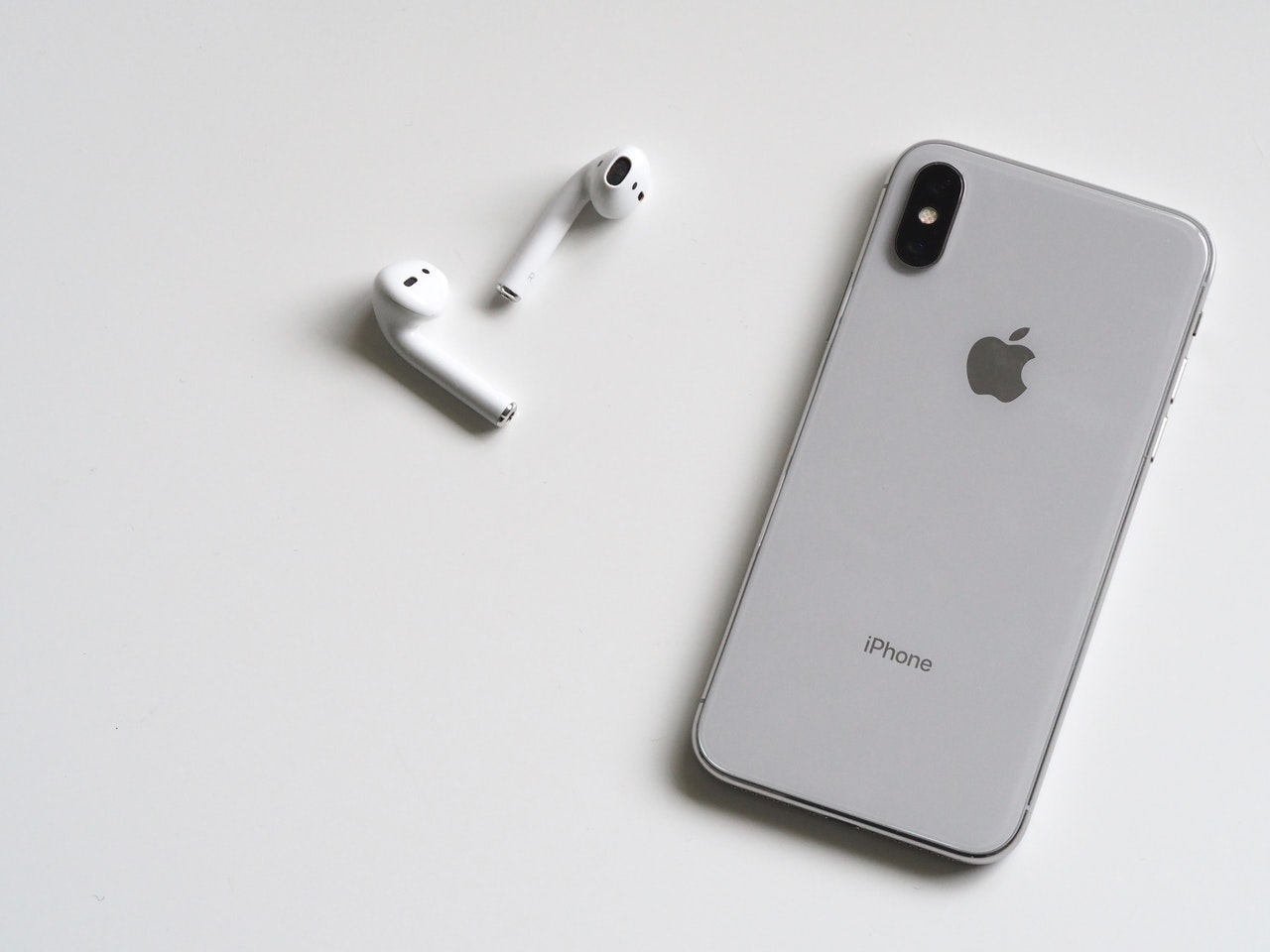 Phone X-with AirPods