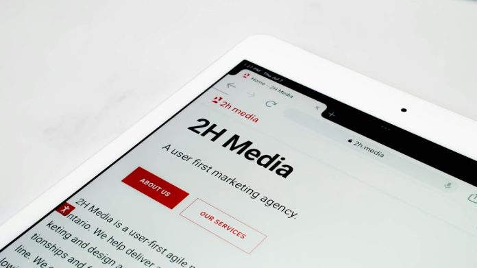 graphical user interface, website media mentions, referral traffic, public relations report
